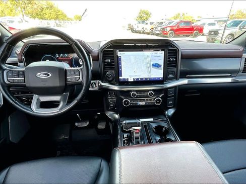 Certified 2022 Ford F150 Lariat w/ Equipment Group 502A High image 16