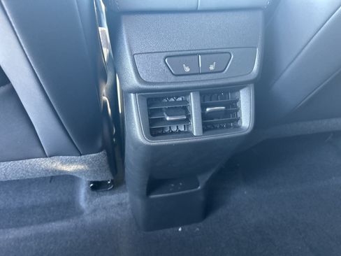 New 2027 GMC Terrain AT4 w/ Convenience Package III AWD/4WD image 30