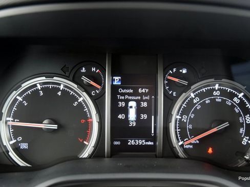 Used 2022 Toyota 4Runner Limited image 13