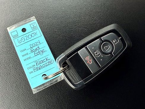 Used 2024 Ford Edge ST w/ Cargo Accessory Package image 35