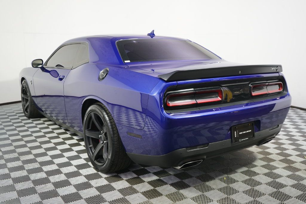 Used 2020 Dodge Challenger SRT Hellcat RWD image 4