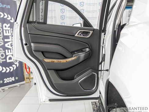 Used 2015 GMC Yukon Denali w/ Premium Package image 34