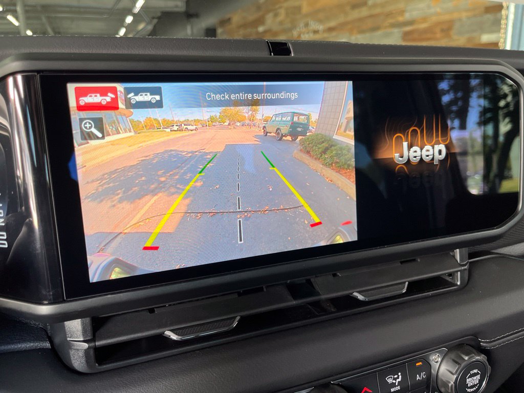 New 2027 Jeep Gladiator Rubicon AWD/4WD image 4