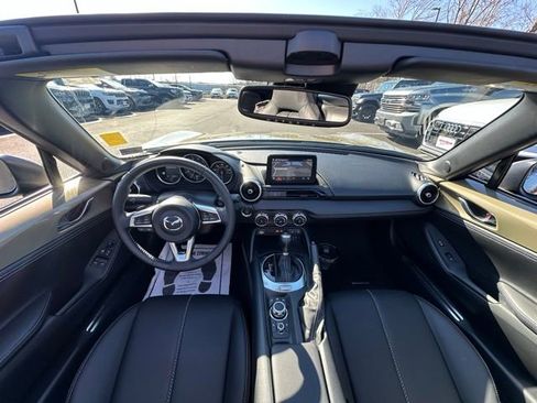 Used 2023 MAZDA MX-5 Miata Grand Touring w/ Weather Package image 2