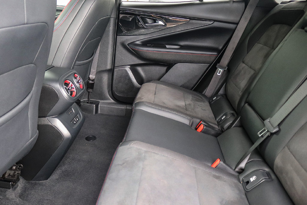 Used 2024 Chevrolet Blazer EV RS AWD/4WD image 17