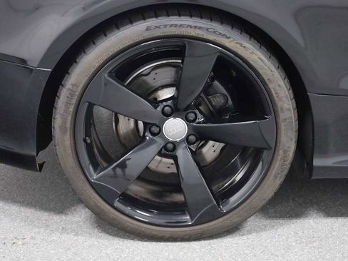 Used 2014 Audi RS 5 Cabriolet w/ Black Optic Package image 31