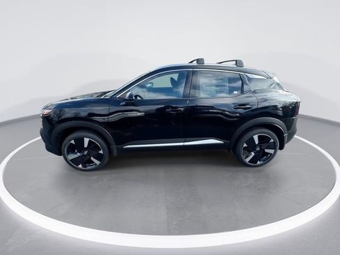 New 2026 Nissan Kicks SR w/ Cold Weather Package image 5