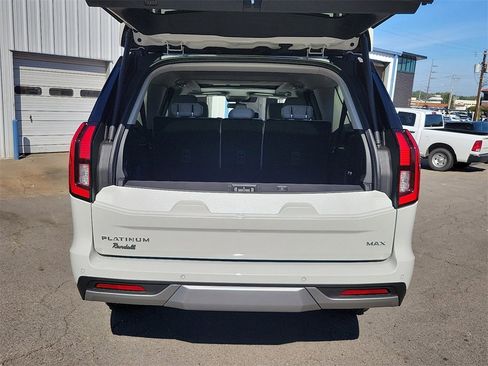 New 2025 Ford Expedition Max Platinum w/ Platinum Ultimate Package image 8