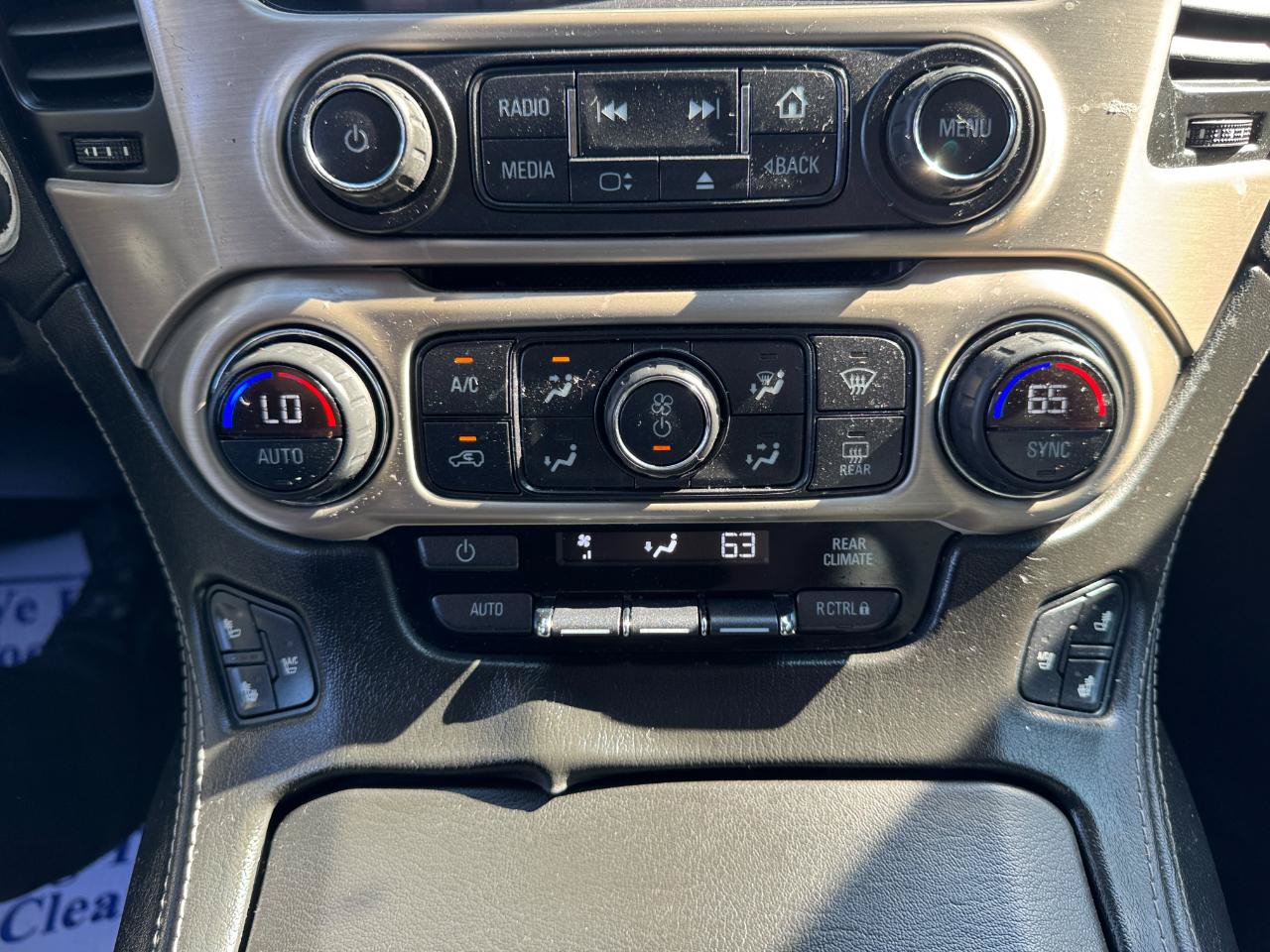 Used 2015 GMC Yukon Denali w/ Open Road Package RWD image 44