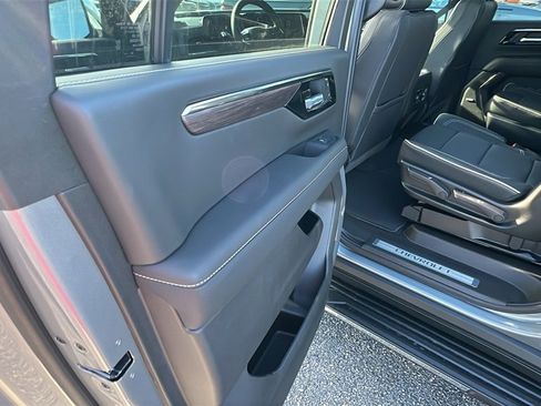 New 2026 Chevrolet Suburban Premier w/ Sun And Tow Package image 17