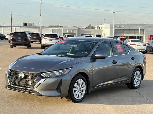 Certified 2024 Nissan Sentra S image 3