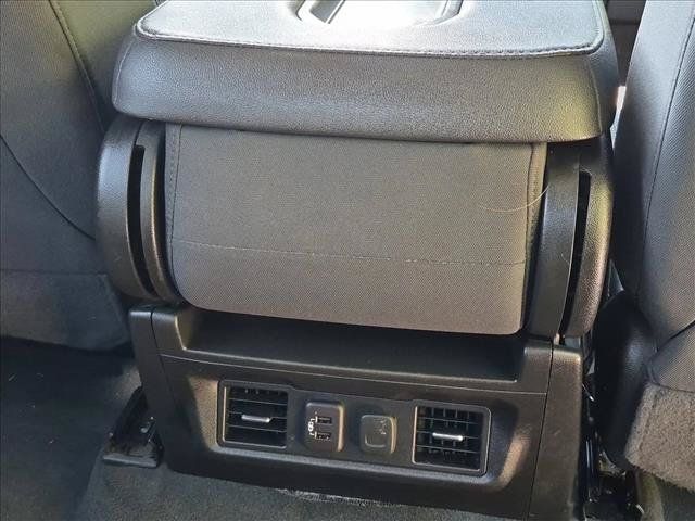 Used 2023 Chevrolet Silverado 2500 LT w/ Convenience Package AWD/4WD image 18