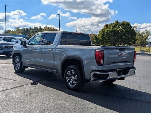 New 2026 GMC Sierra 1500 SLE w/ Preferred Package image 5
