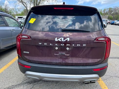 Used 2022 Kia Telluride S AWD/4WD image 6