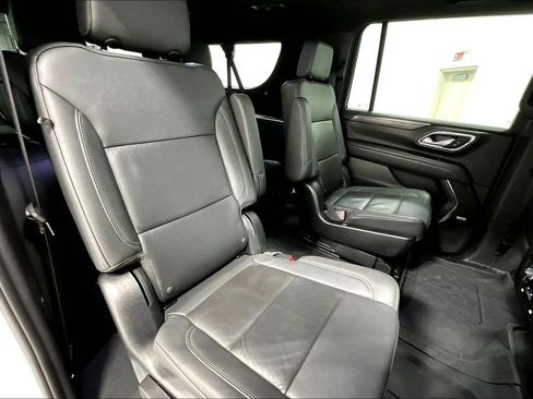 Used 2023 Chevrolet Suburban Z71 w/ Luxury Package image 36