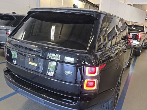 Used 2018 Land Rover Range Rover Supercharged AWD/4WD image 2