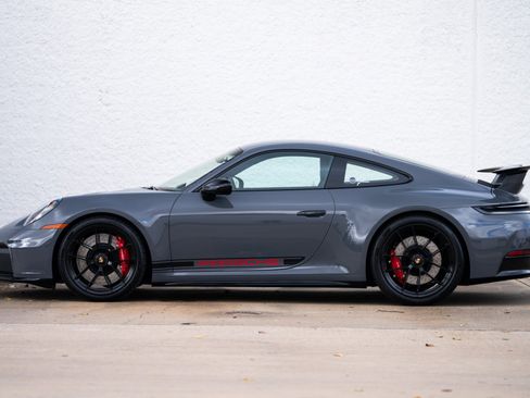 Used 2025 Porsche 911 Carrera 4 GTS image 12