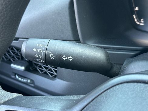 Used 2025 Honda Accord SE image 35