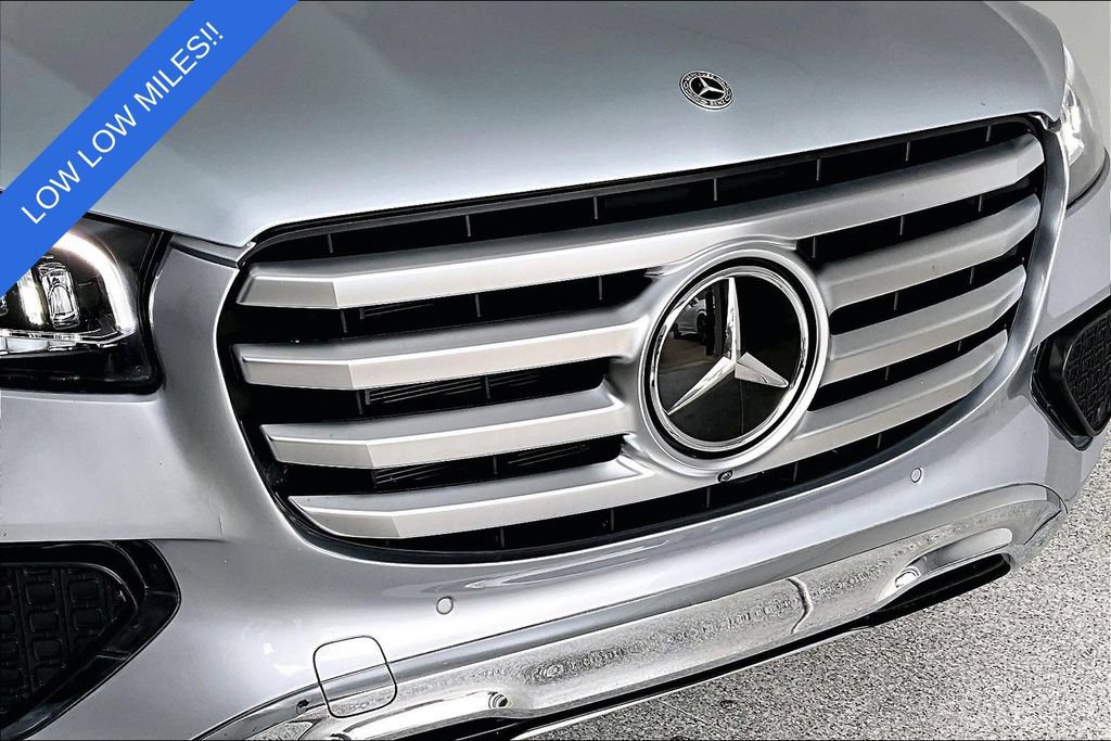 Used 2025 Mercedes-Benz GLS 450 4MATIC image 39