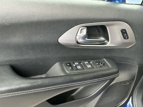 Certified 2021 Chrysler Pacifica Limited w/ Premium & Safety Sphere Group AWD/4WD image 30