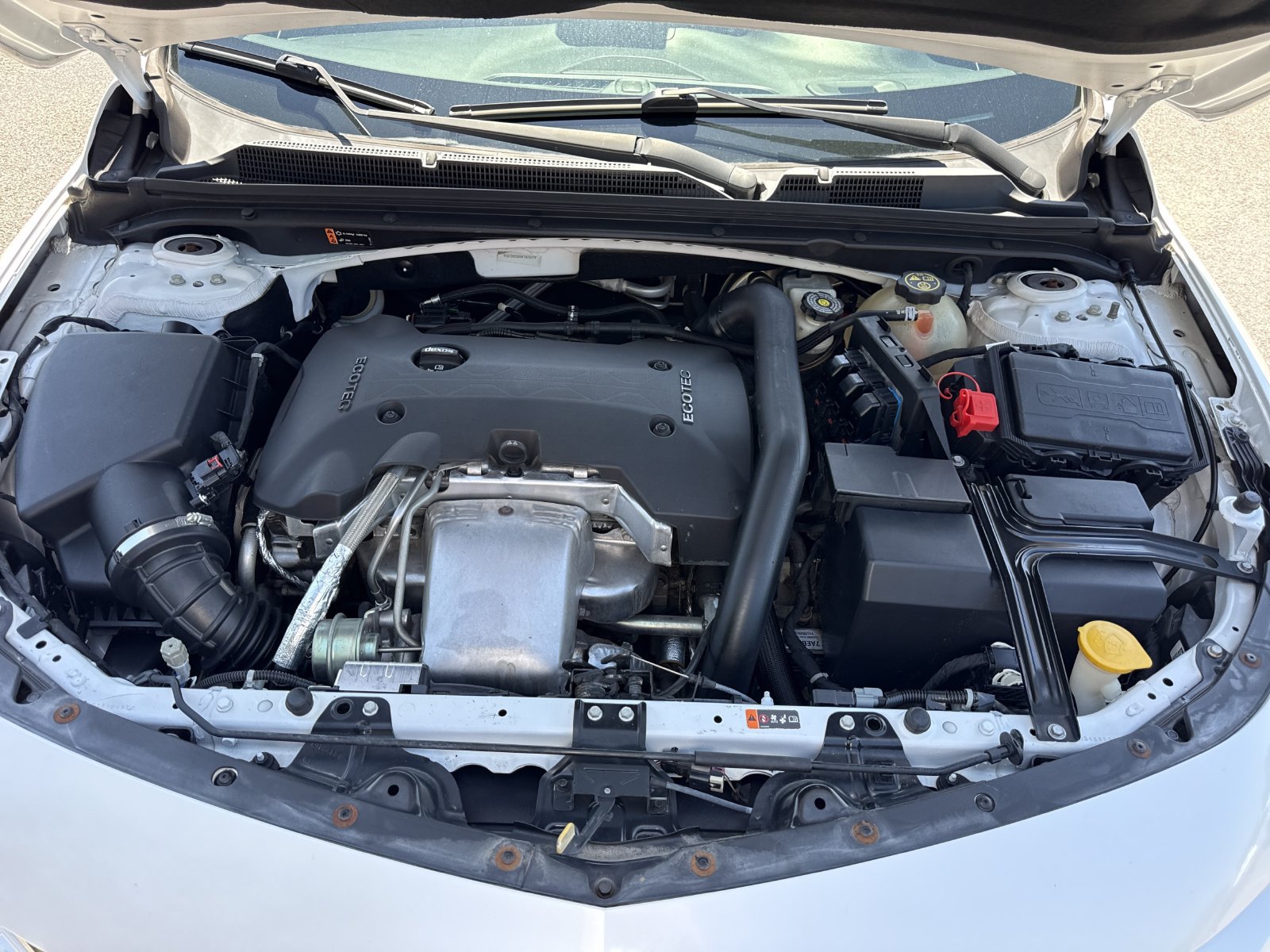 Used 2017 Chevrolet Malibu Premier w/ Premier Sun and Wheel Package FWD image 35
