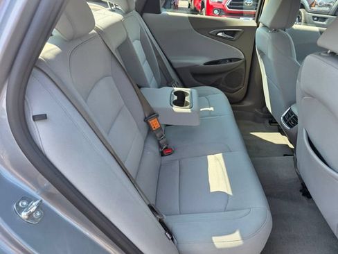 Used 2023 Chevrolet Malibu LT FWD image 13