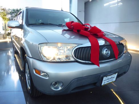 Used 2005 Buick Rainier CXL w/ Luxury Package image 3