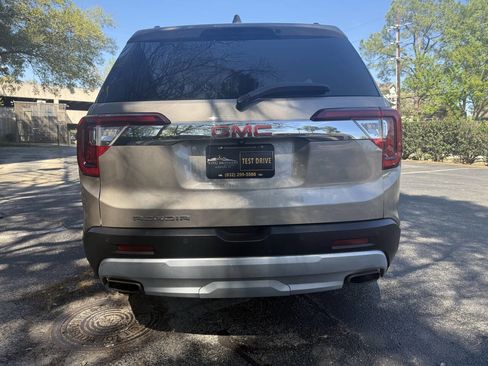 Used 2022 GMC Acadia SLE w/ Driver Convenience Package image 7