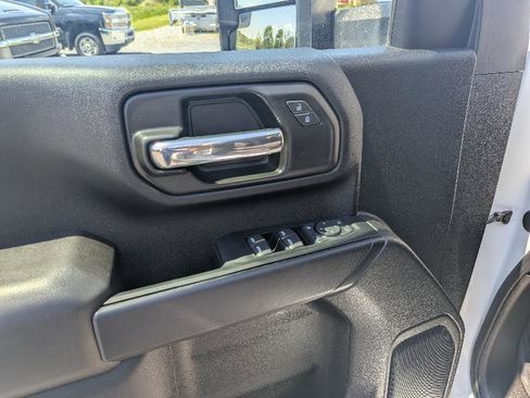 Used 2024 Chevrolet Silverado 2500 W/T w/ WT Convenience Package AWD/4WD image 21