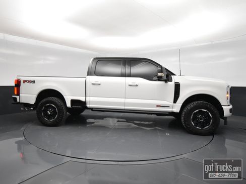 Used 2026 Ford F250 Platinum AWD/4WD image 56