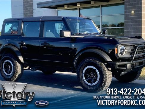 Used 2023 Ford Bronco 4-Door w/ Sasquatch Package AWD/4WD image 1