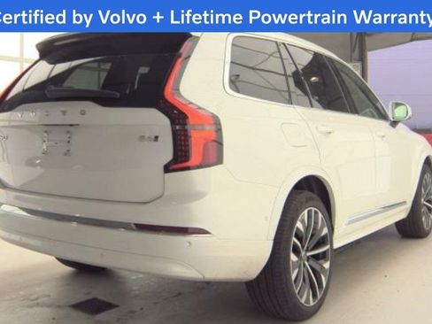 Certified 2025 Volvo XC90 B6 Plus image 4