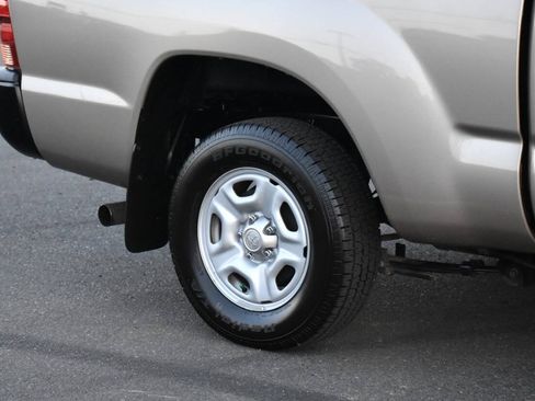 Used 2005 Toyota Tacoma 2WD Regular Cab image 22