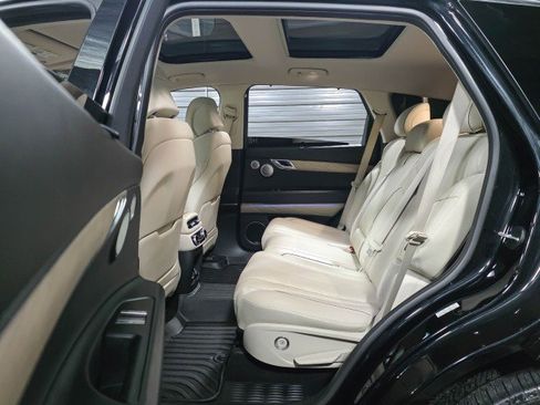 Used 2021 Genesis GV80 3.5T w/ Advanced Package 06 image 16