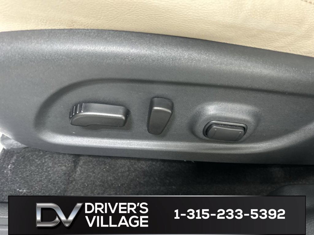 Used 2024 Nissan Murano SL AWD/4WD image 10