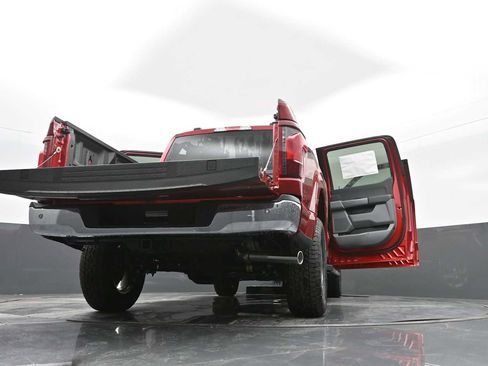 Used 2024 Ford F150 XLT w/ FX4 Off-Road Package AWD/4WD image 38
