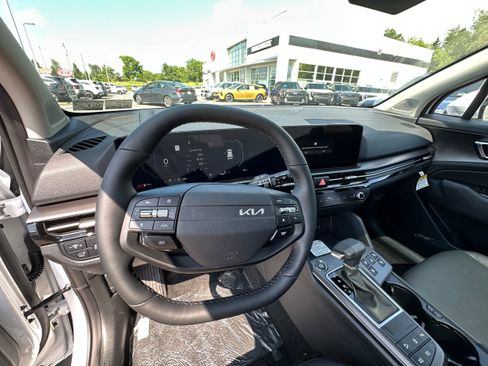 New 2026 Kia Sportage SX AWD/4WD image 29