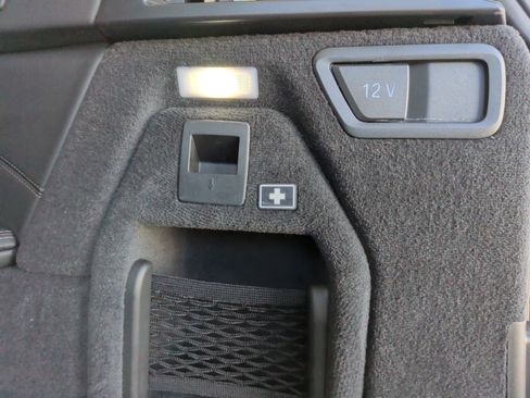 Certified 2025 BMW X7 xDrive40i w/ Premium Package image 40