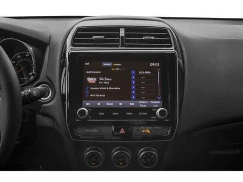 Used 2021 Mitsubishi Outlander Sport SE image 13