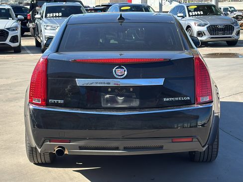 Used 2011 Cadillac CTS Sedan image 5