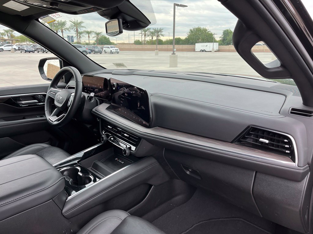 Used 2025 Chevrolet Tahoe Z71 AWD/4WD image 15