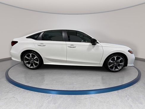 New 2025 Honda Civic Sport Touring image 4