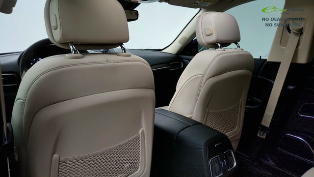 Used 2023 Maserati Levante GT AWD/4WD image 47