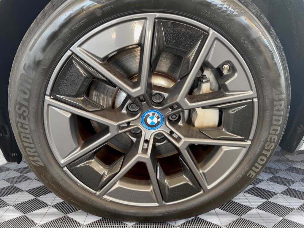 Certified 2023 BMW i4 eDrive35 RWD image 11