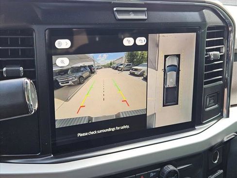 New 2026 Ford F250 XLT w/ XLT Premium Package AWD/4WD image 13