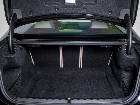 Used 2023 BMW 440i xDrive Coupe w/ Premium Package image 28