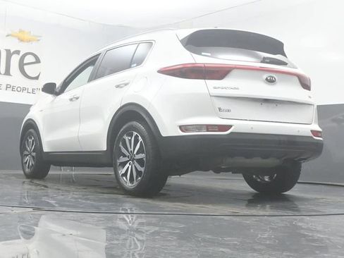 Used 2017 Kia Sportage EX w/ EX Technology Package AWD/4WD image 5