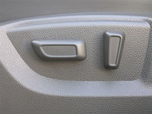 Used 2024 Mitsubishi Eclipse Cross SE image 21