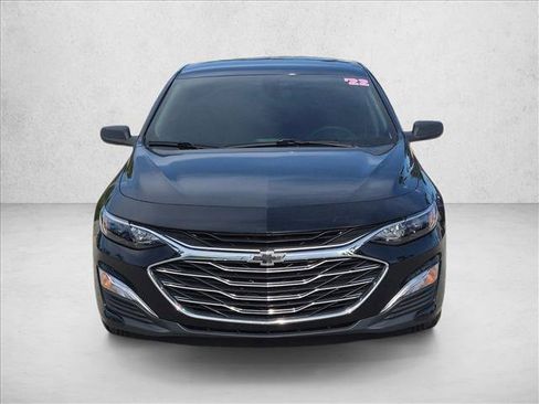 Used 2022 Chevrolet Malibu LS FWD image 2