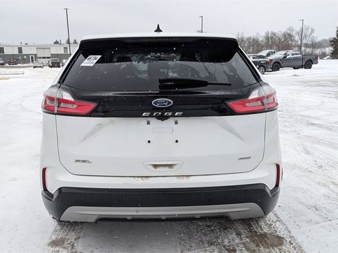 Used 2022 Ford Edge SEL image 4